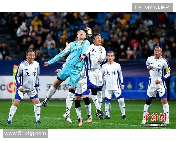 足球天明：探索足球的未来与激情，点亮球场上的梦想与希望